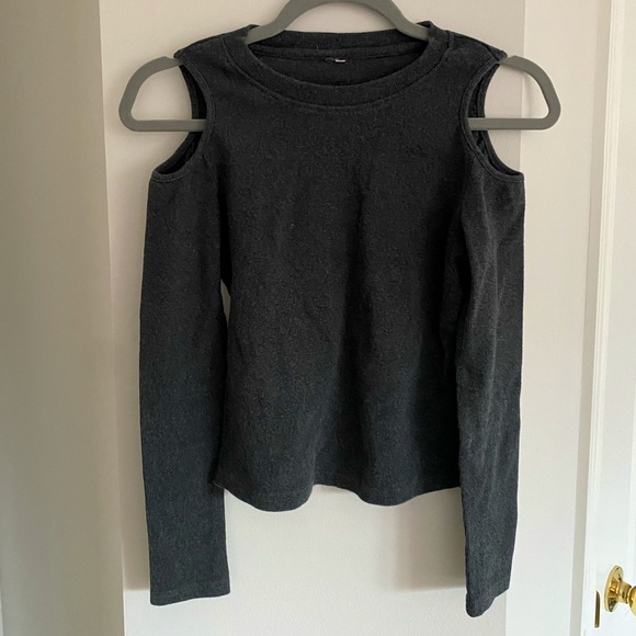 Grey Cutout Shoulder Long Sleeve - Picture 1 of 3